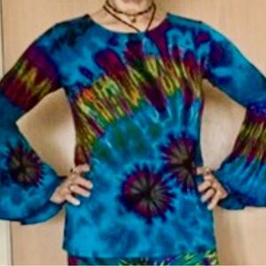 Jayli Hippie Boho Blue Red Yellow Black Stretch Tie Dye Top Bell Sleeves Med